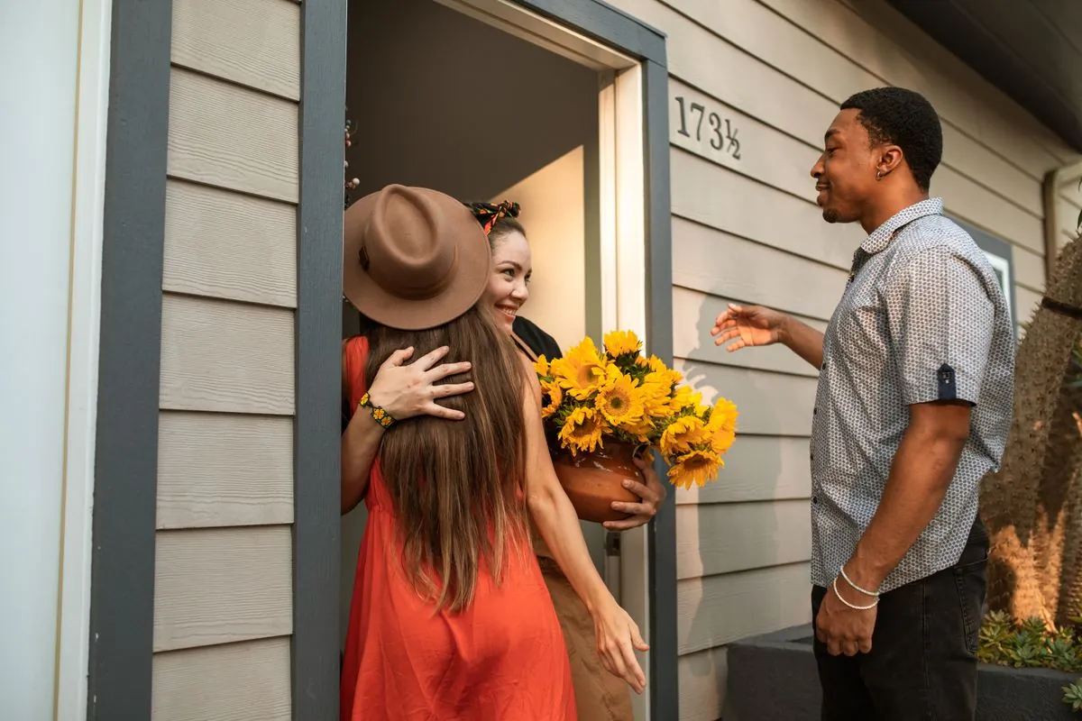 French Greetings and Goodbyes: More Than Just "Bonjour"